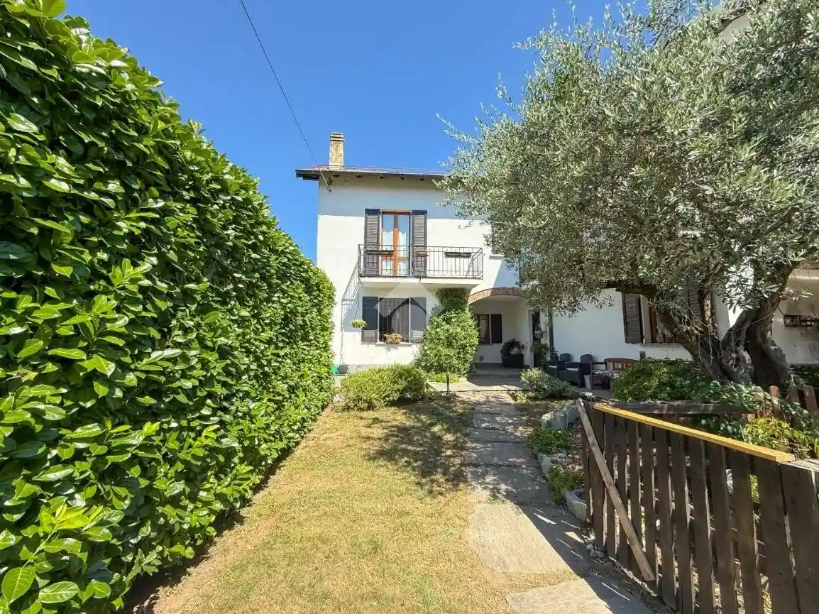 Casa indipendente in vendita a Induno Olona