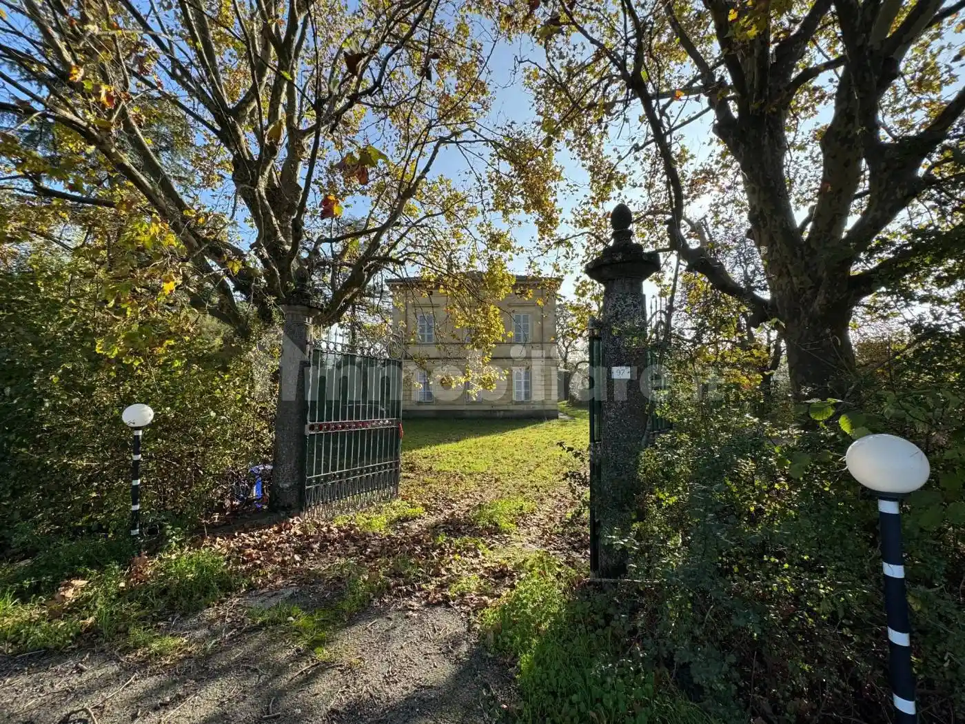 Villa in vendita a Traversetolo