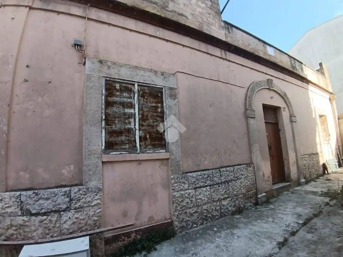 Casa indipendente in vendita a Cassano delle Murge