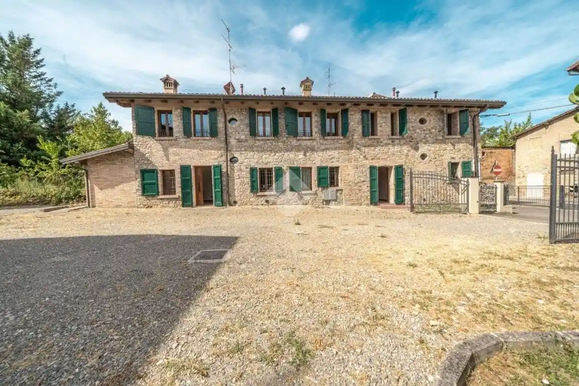 Casa indipendente in vendita a San Polo d'Enza