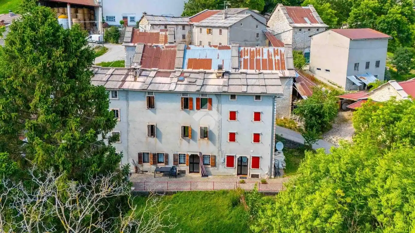 Rustico - Casale in vendita a Velo Veronese