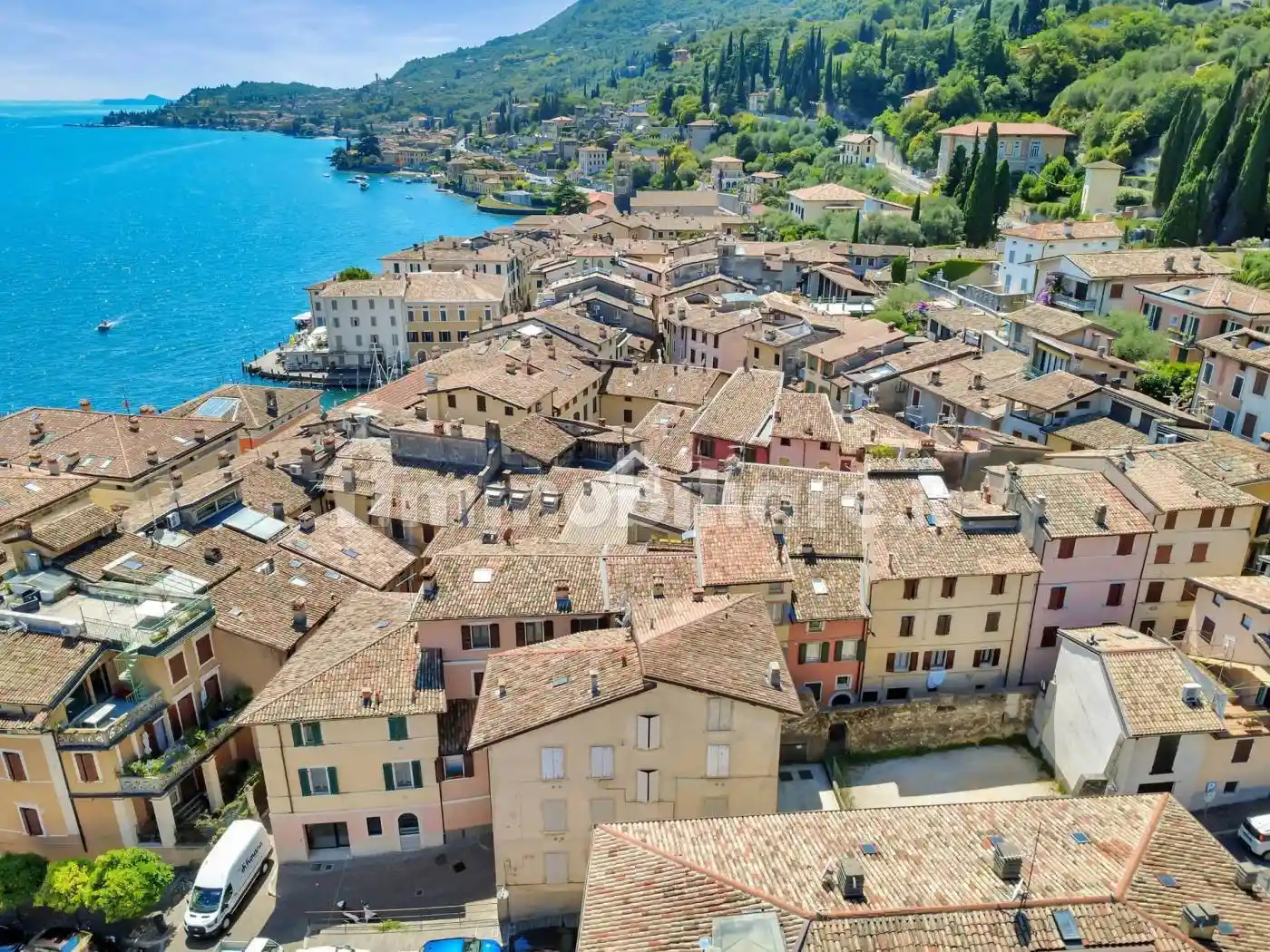 Appartamento in vendita a Gargnano