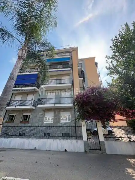 Appartamento in vendita a Taggia