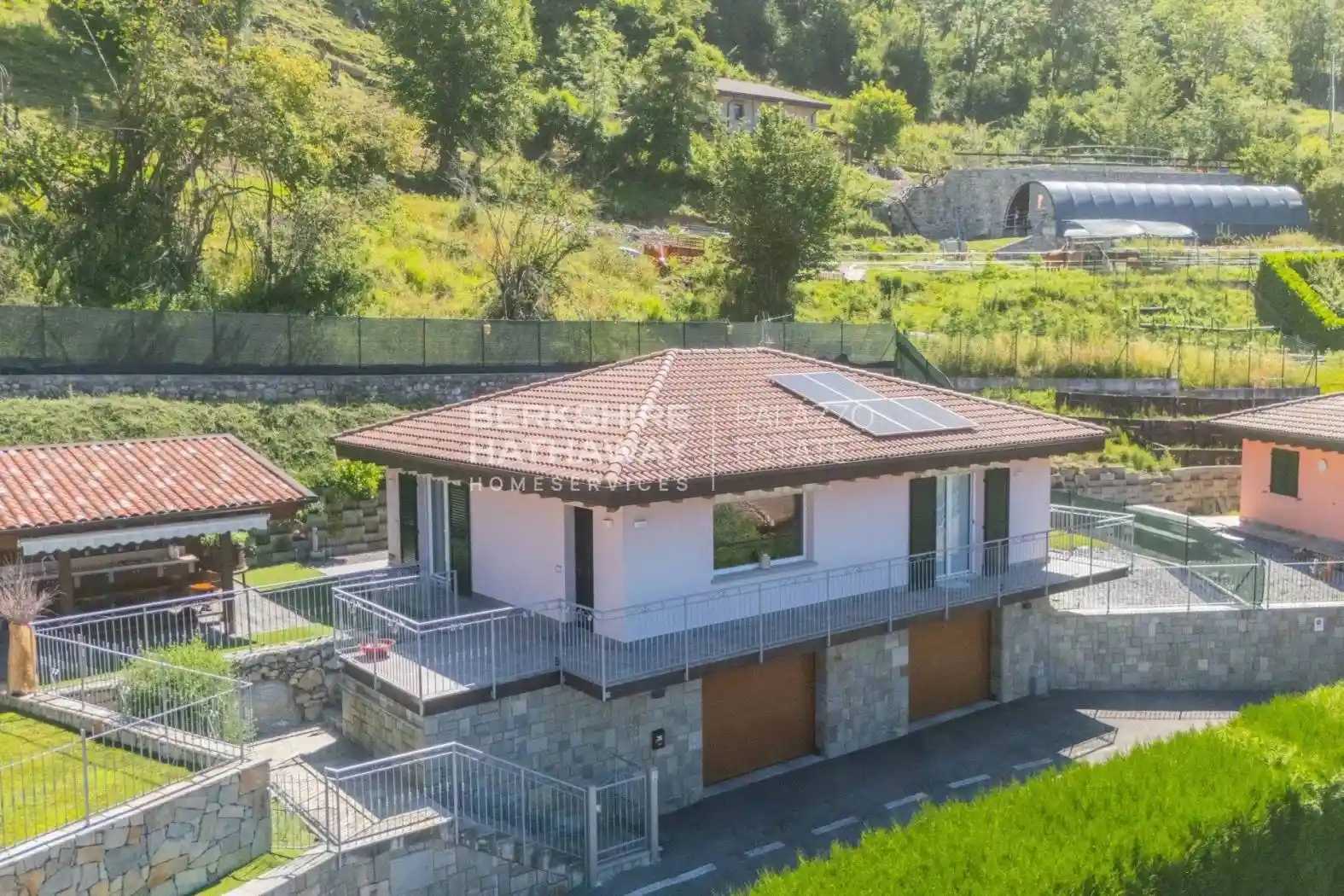 Villa in vendita a Blessagno