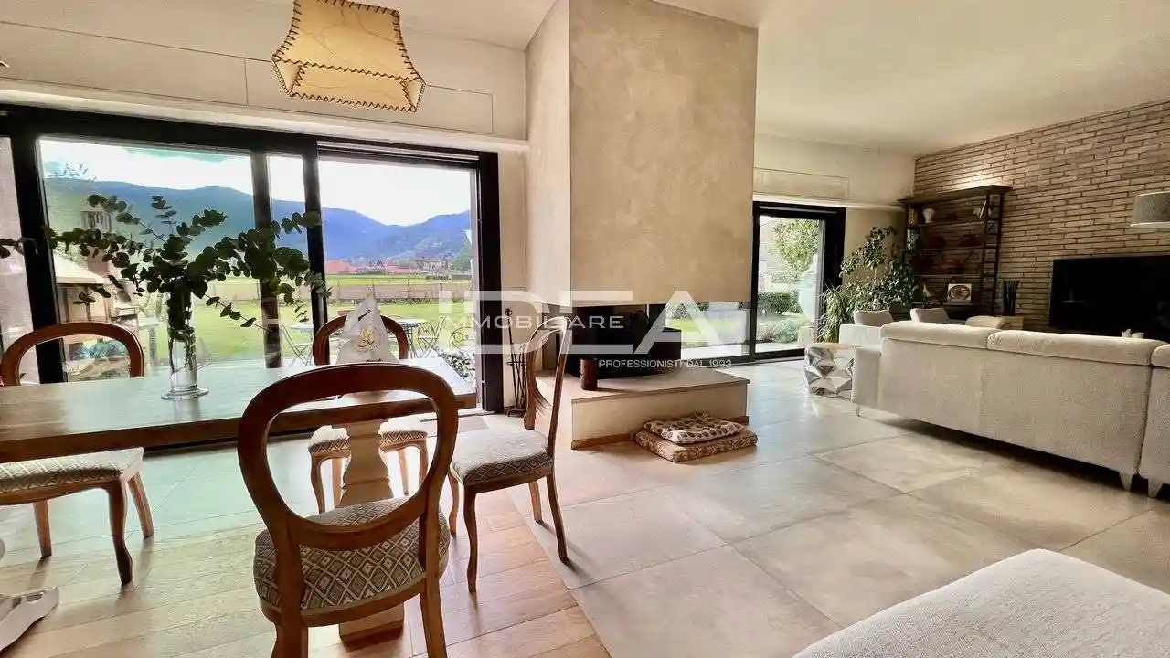 Villa in vendita a Capannori