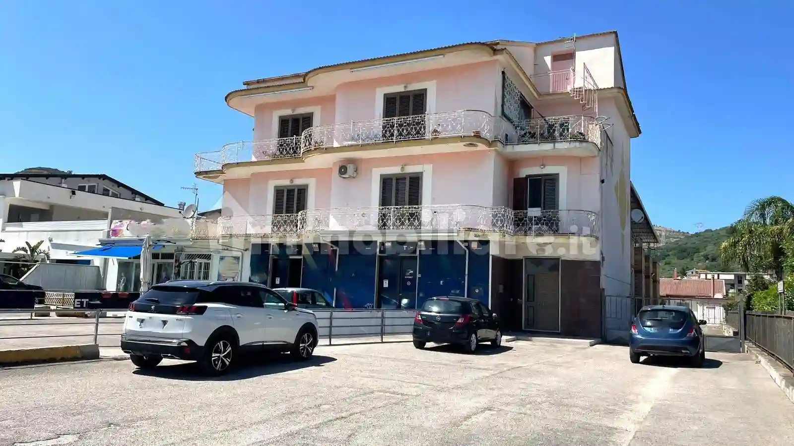 Palazzo - Edificio - foto 2