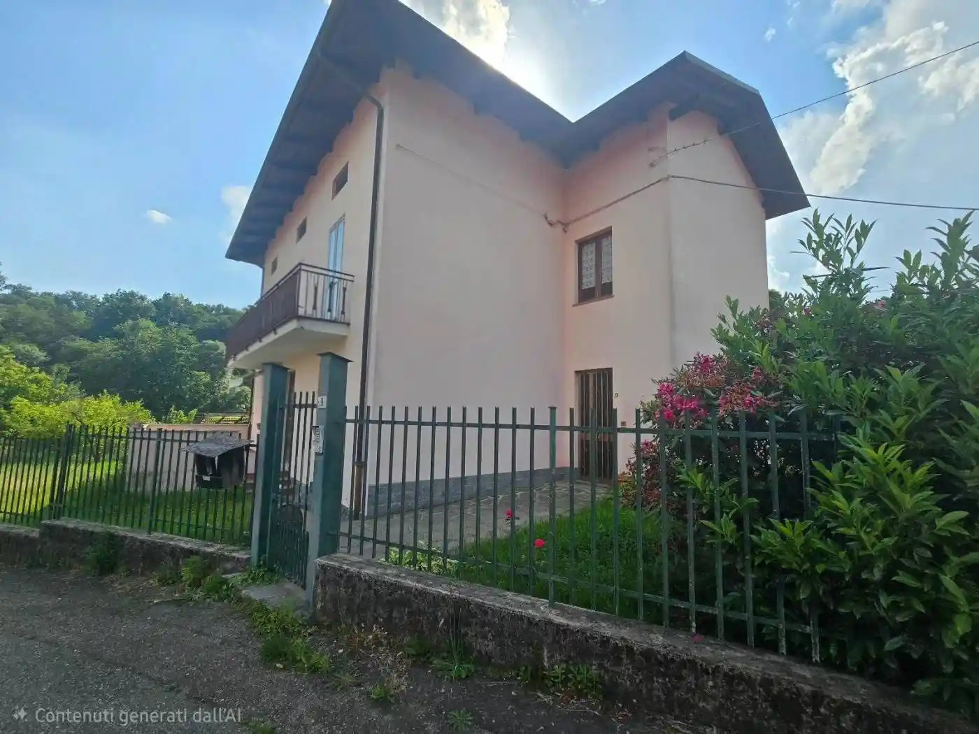 Casa indipendente in vendita a Zumaglia