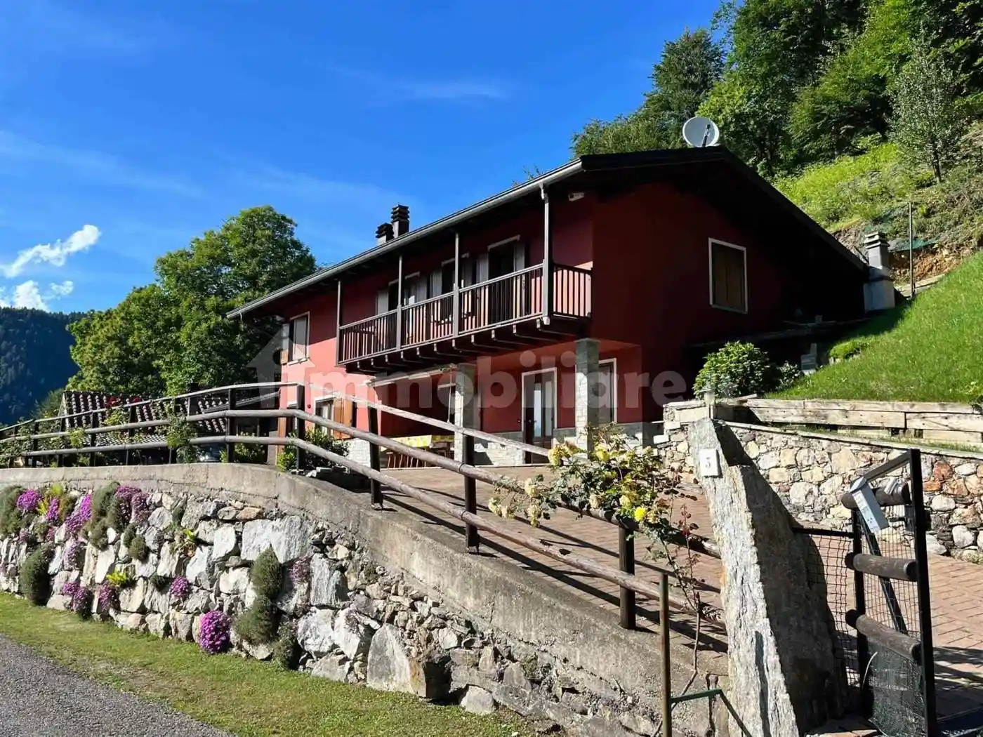 Villa in vendita a Varallo