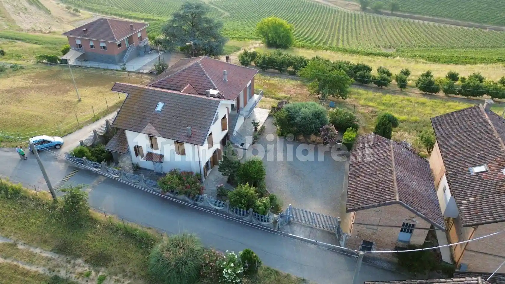 Villa in vendita a Agliano Terme