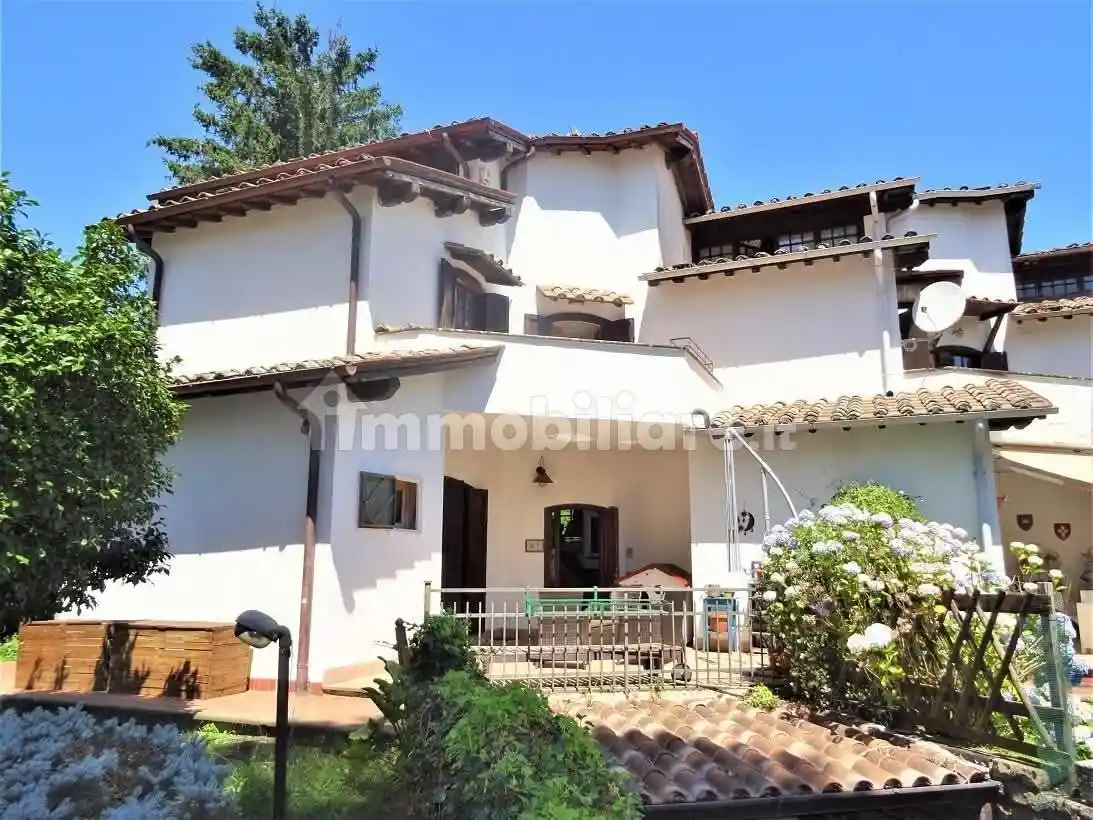 Villa in vendita a Nemi