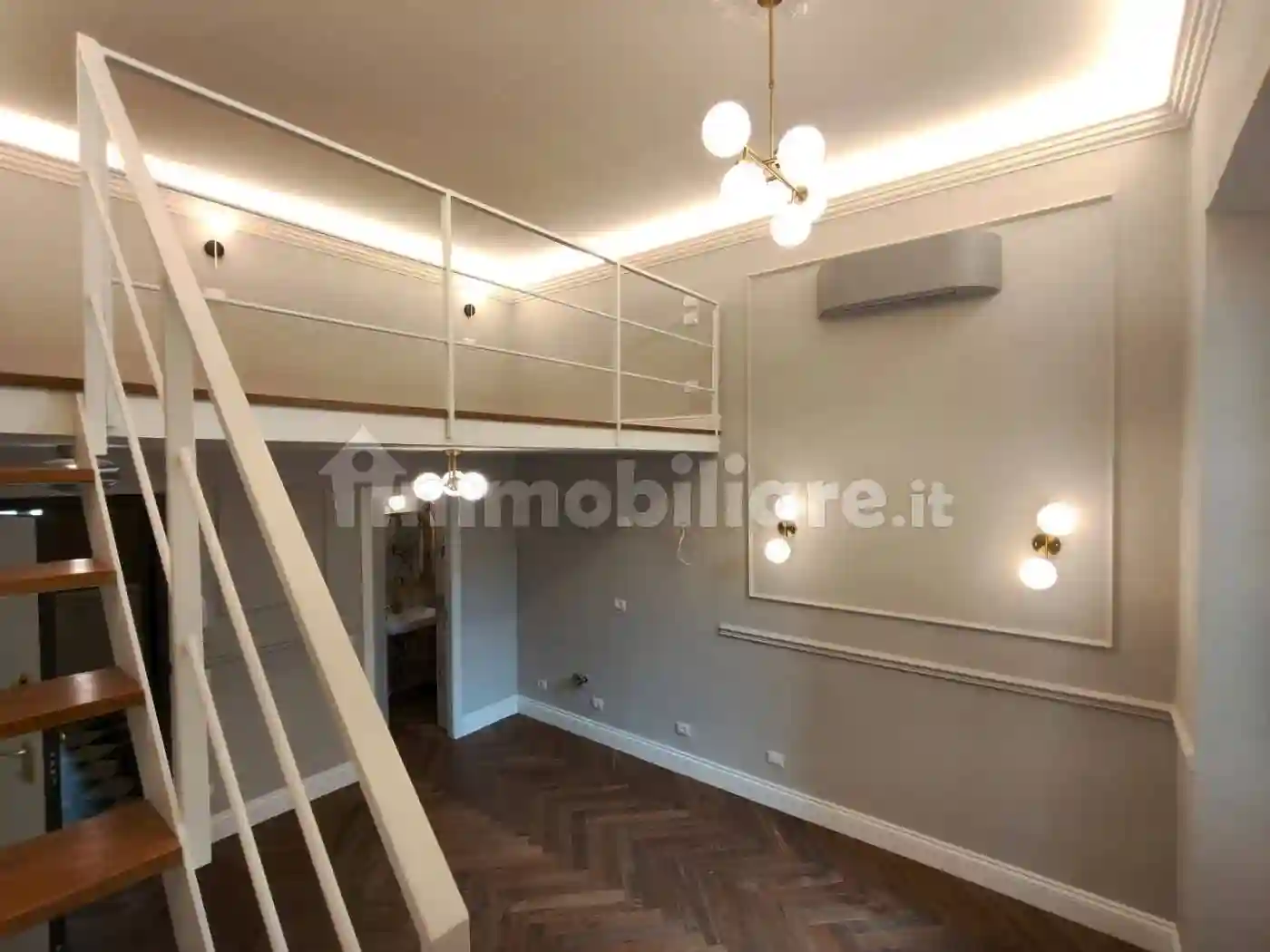 Loft - foto 2