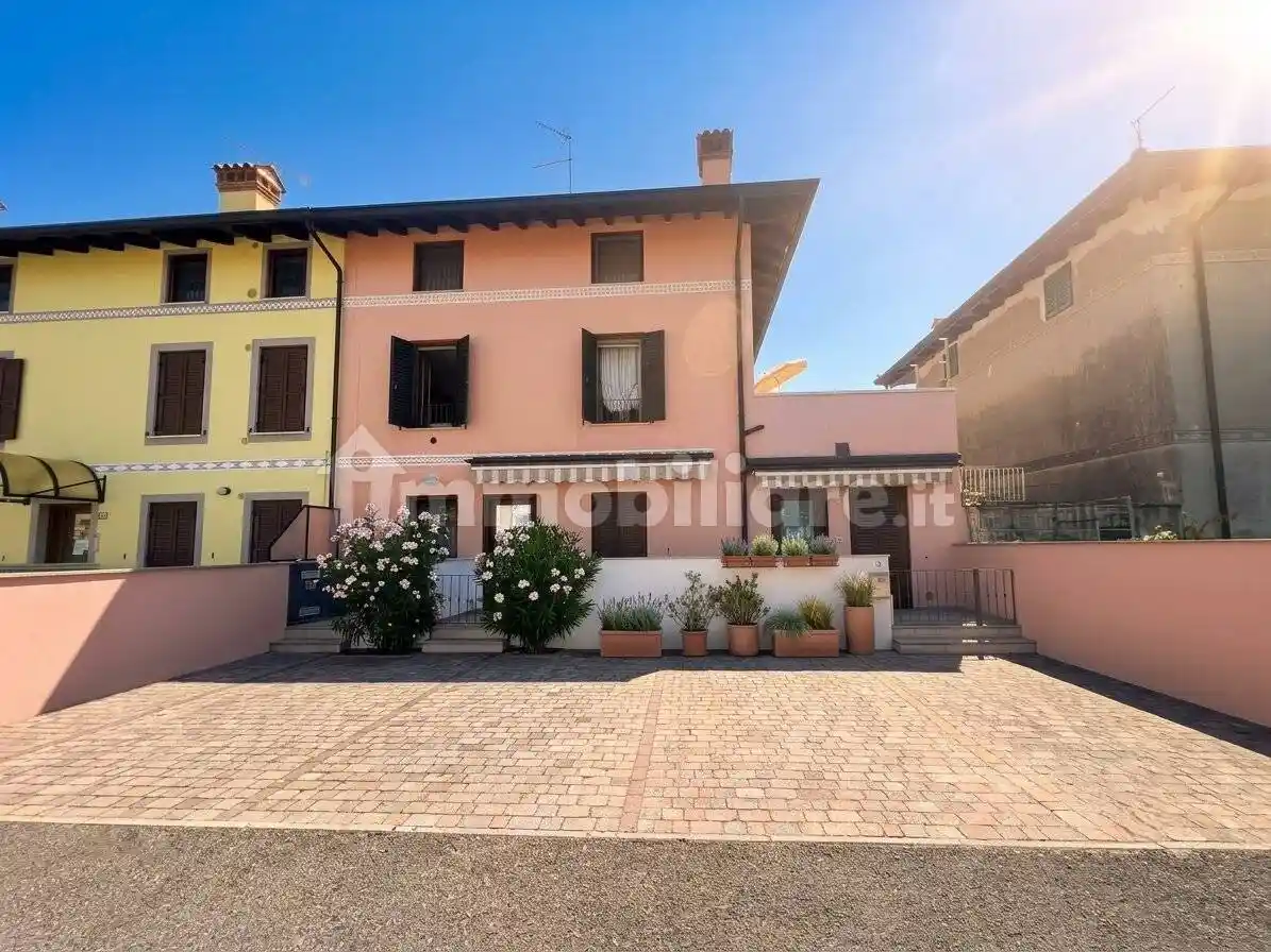 Appartamento in vendita a Grado