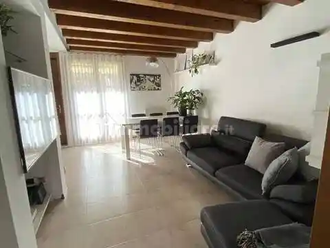 Appartamento in vendita a Modena