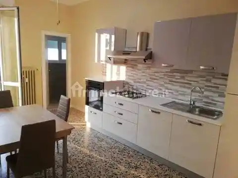 Appartamento in vendita a Modena