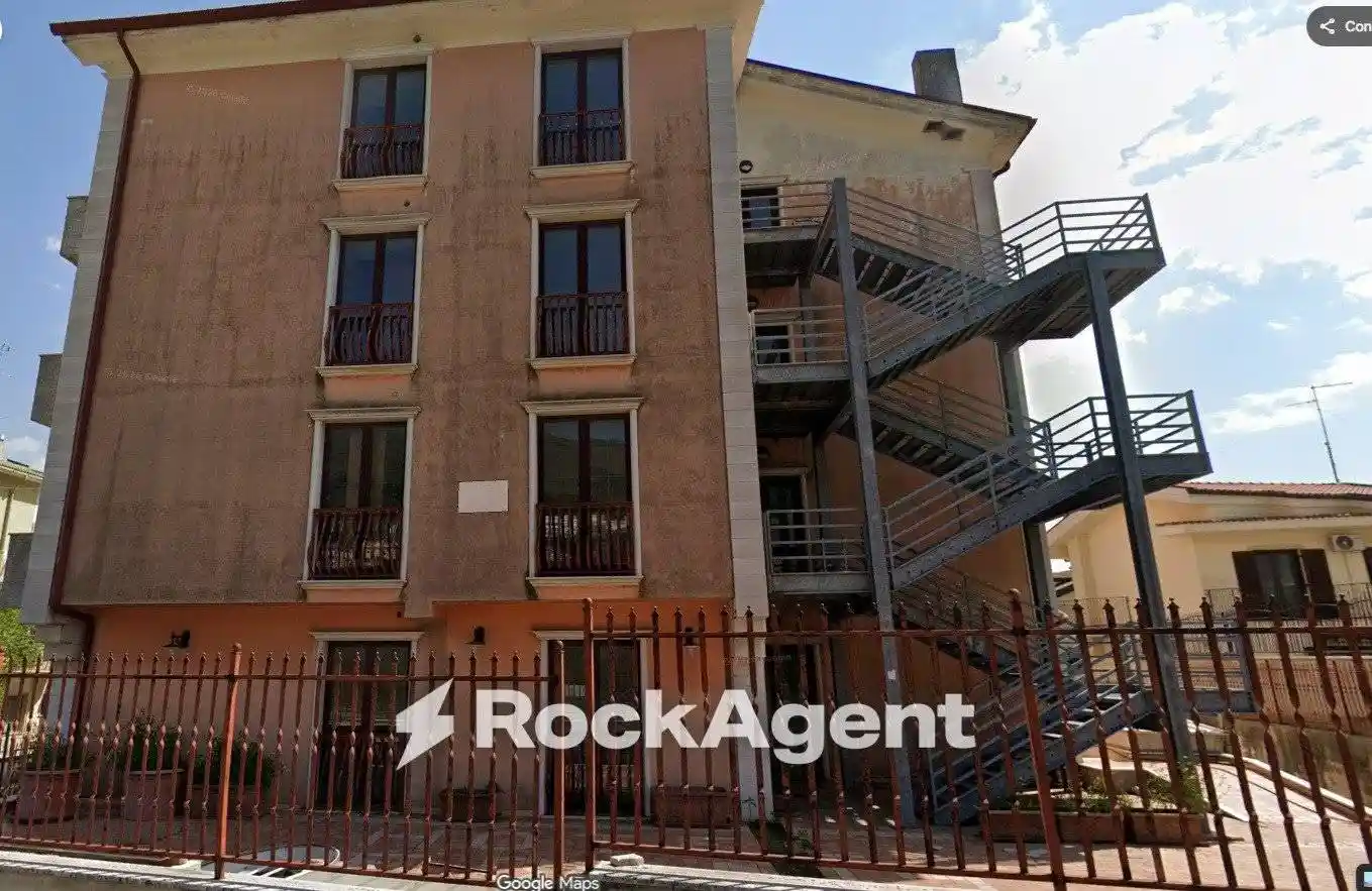 Palazzo - Edificio in vendita a San Giovanni Rotondo