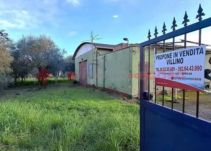 Villa in vendita a Aprilia