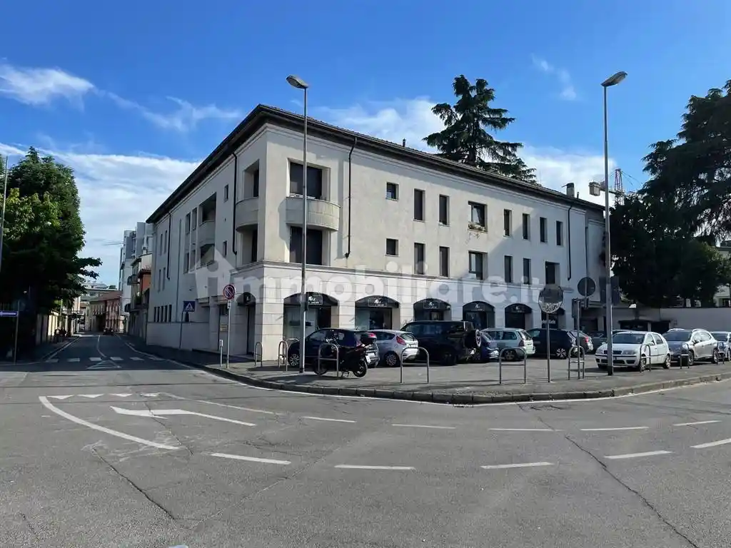 Appartamento in affitto a Lissone