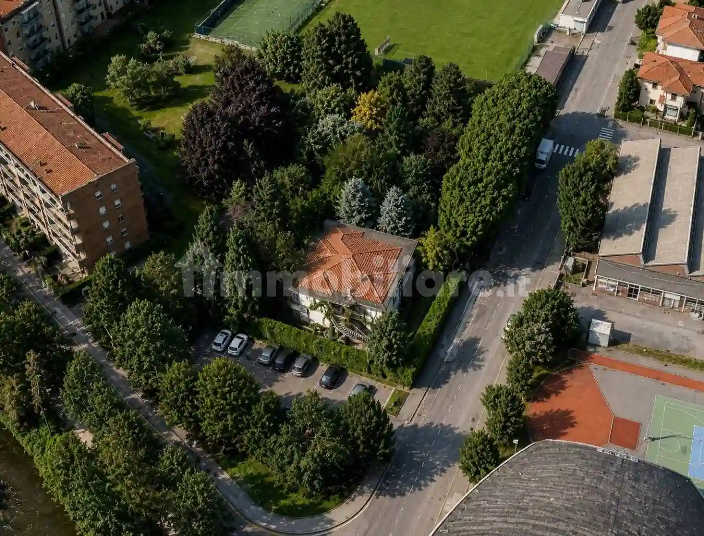 Villa - foto 2