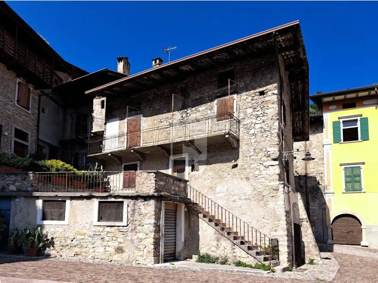 Casa indipendente in vendita a Tenno