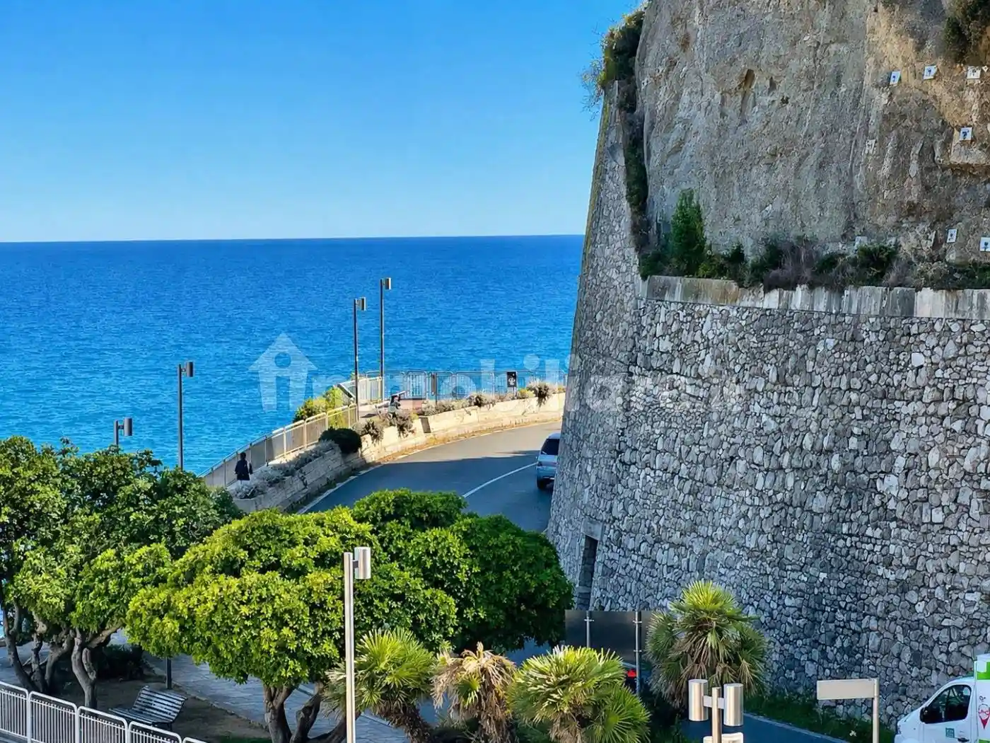 Appartamento in vendita a Celle Ligure