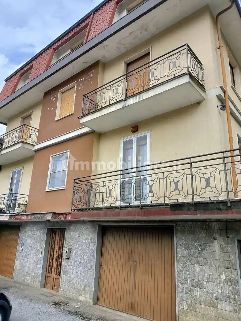 Palazzo - Edificio in vendita a Peveragno