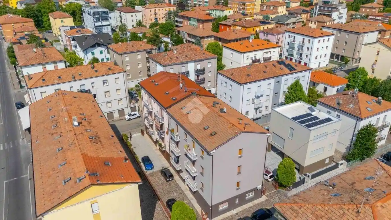 Appartamento in vendita a Modena