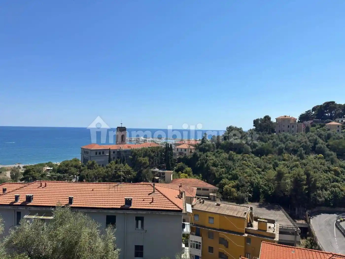 Appartamento in vendita a Imperia