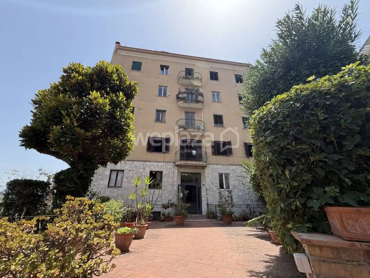 Appartamento in vendita a Napoli