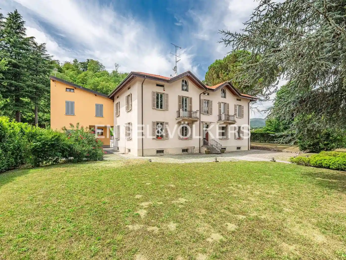 Villa - foto 2