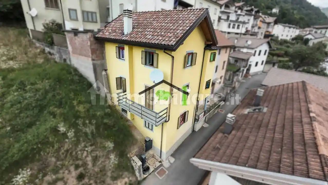 Villetta a schiera in vendita a Paularo