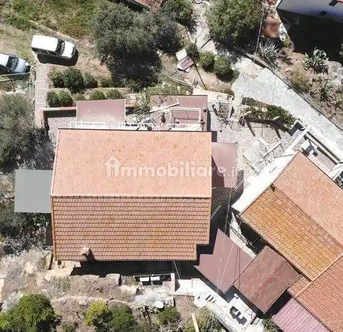 Appartamento in vendita a Campo nell'Elba