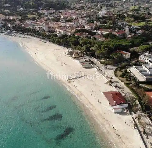 Appartamento in vendita a Campo nell'Elba