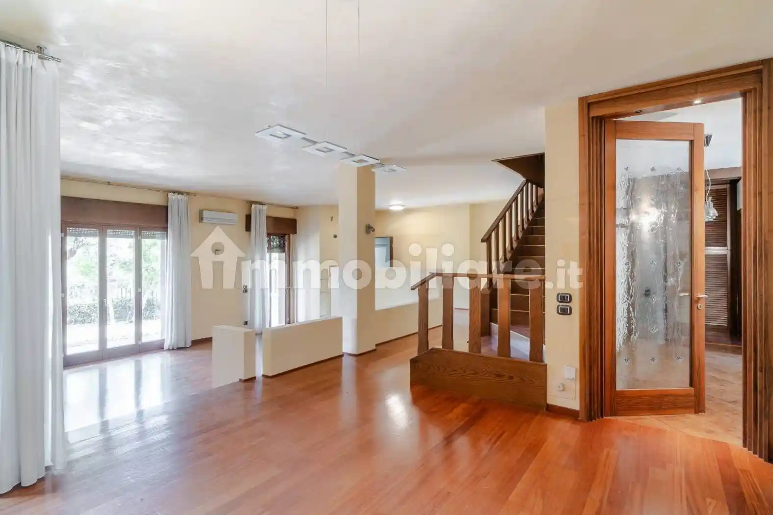 Villa in vendita a Verona
