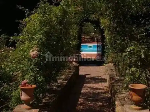 Rustico - Casale in vendita a Montaione