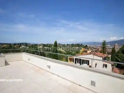 Appartamento in vendita a Firenze