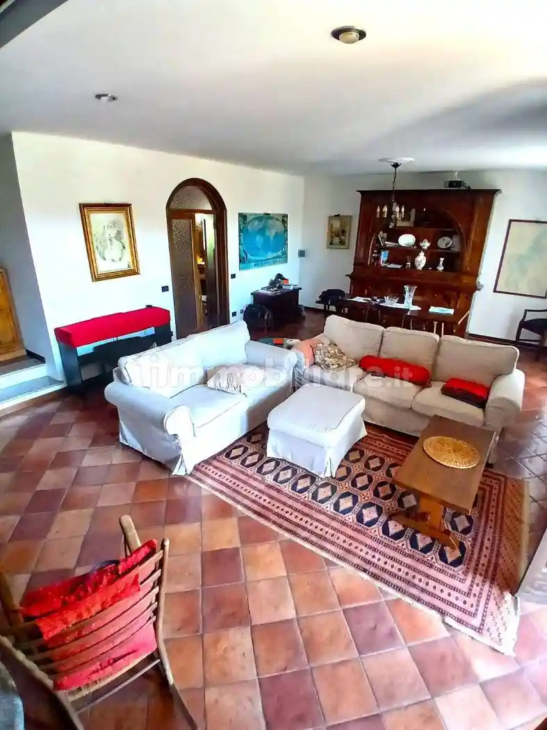Villa in vendita a Taino