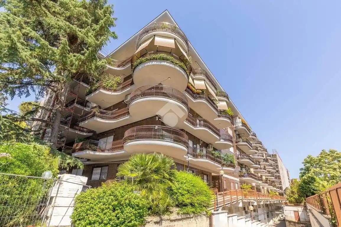 Appartamento in vendita a Roma