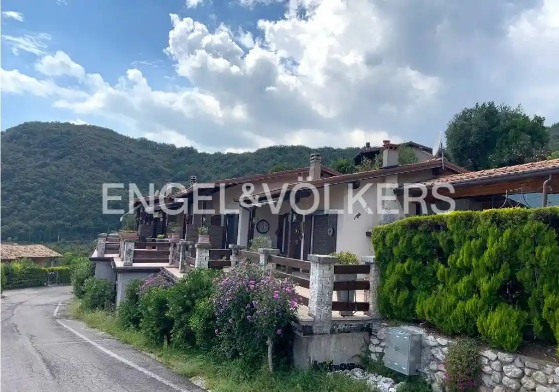 Villetta a schiera in vendita a Tremosine sul Garda