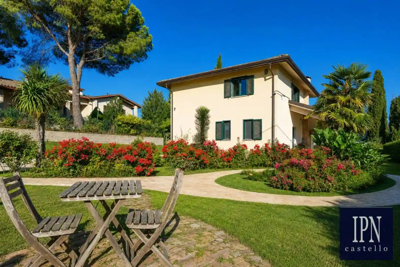 Villa - foto 2