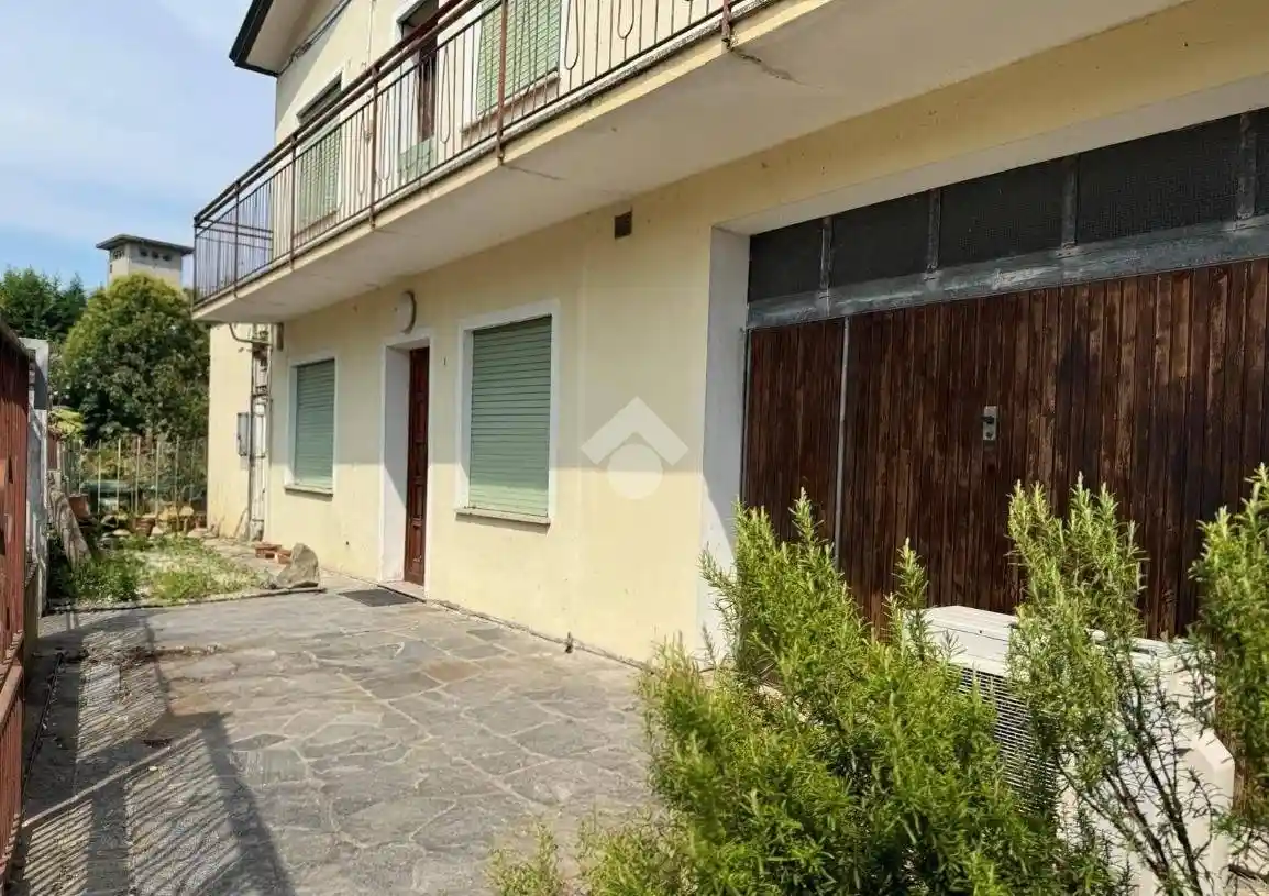 Appartamento in vendita a Due Carrare