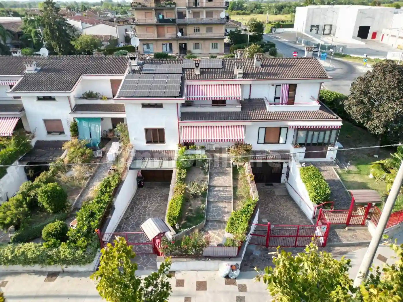 Villetta a schiera - foto 2