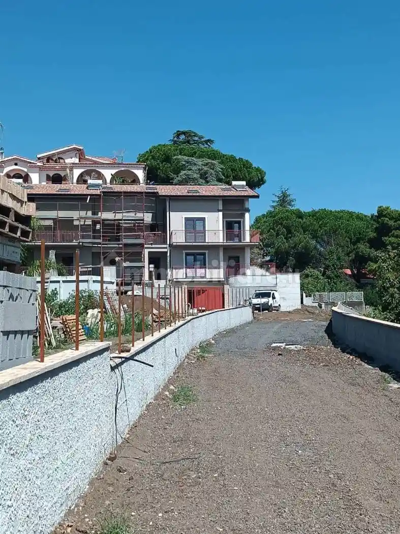 Villa in vendita a Trecastagni