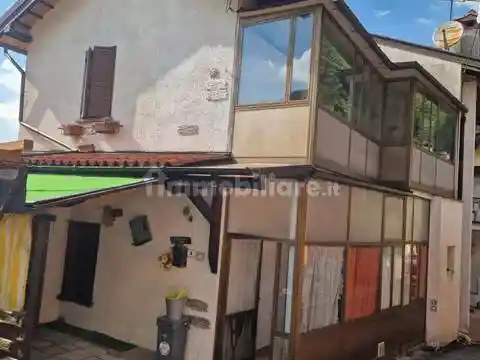 Villa in vendita a Attimis