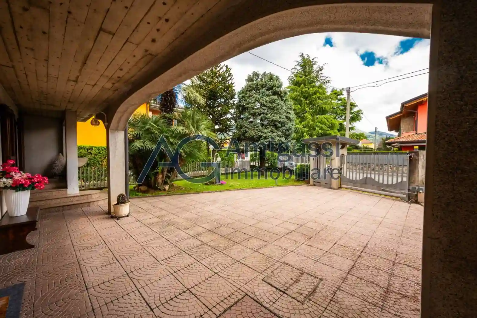 Villa - foto 2