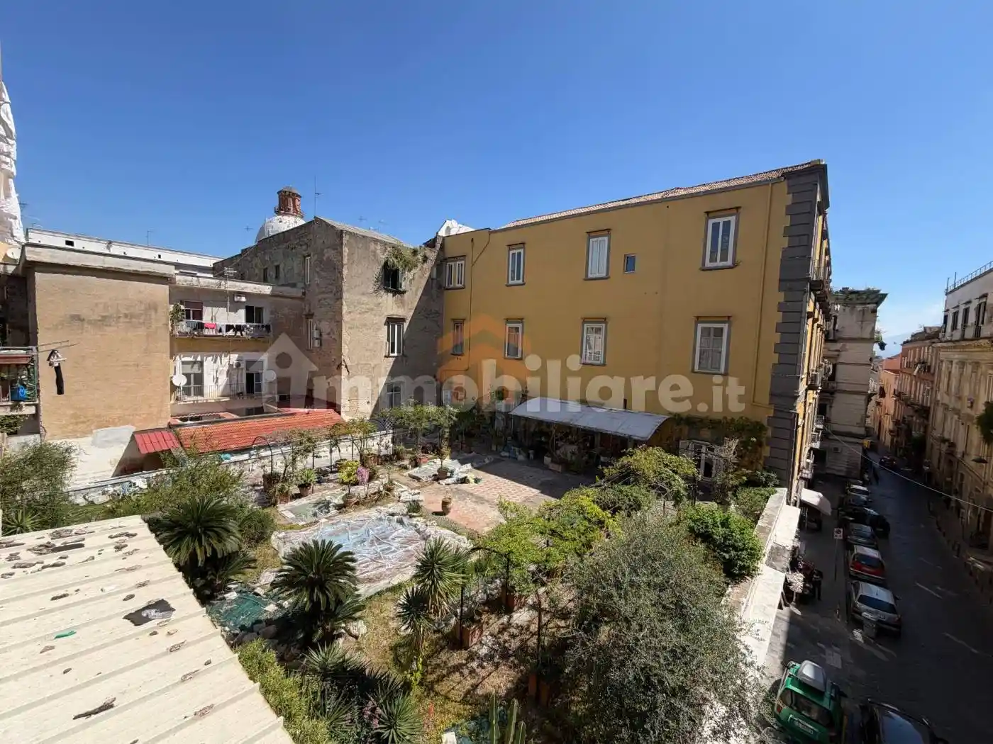 Appartamento in vendita a Napoli