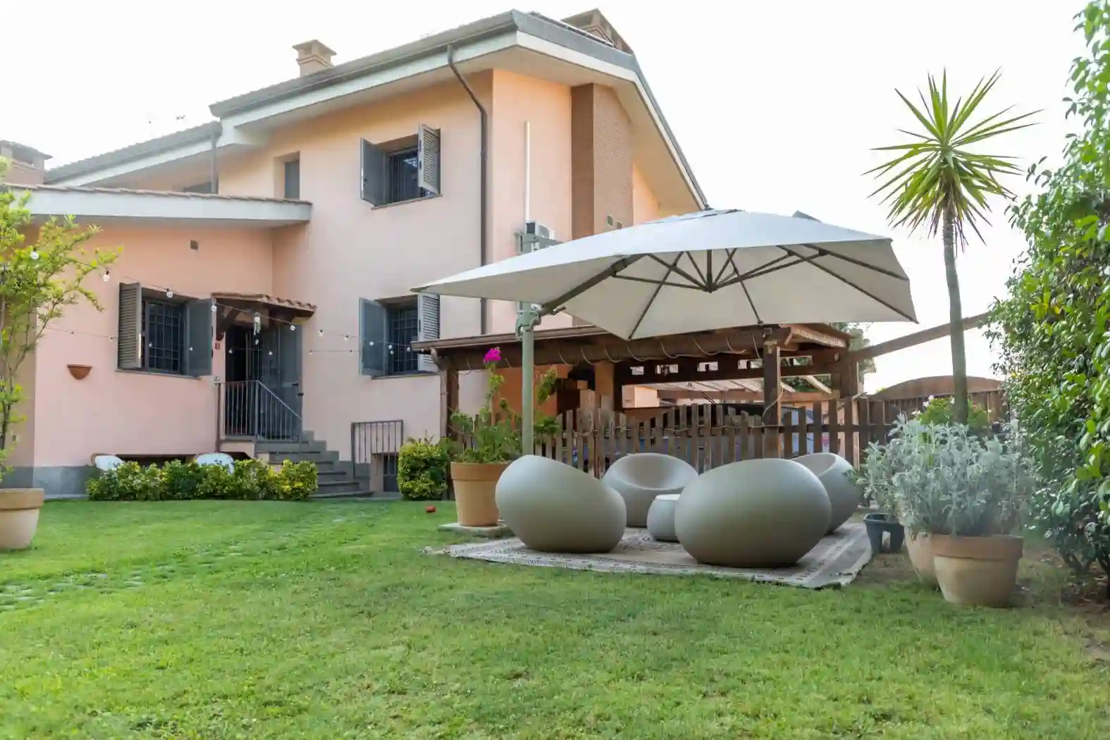 Villa - foto 2