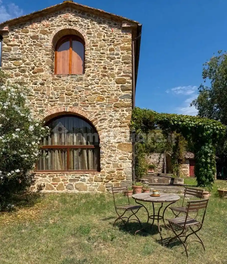 Villa in vendita a Laterina Pergine Valdarno