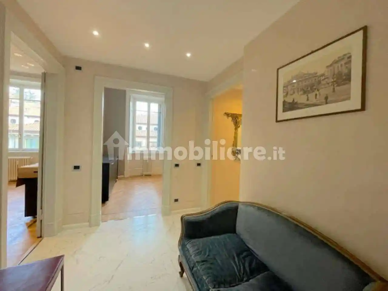 Palazzo - Edificio in affitto a Milano