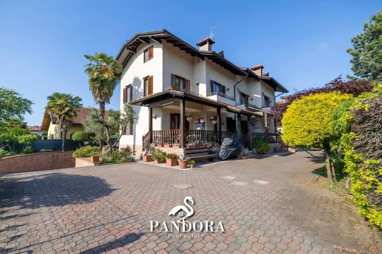 Villa - foto 2