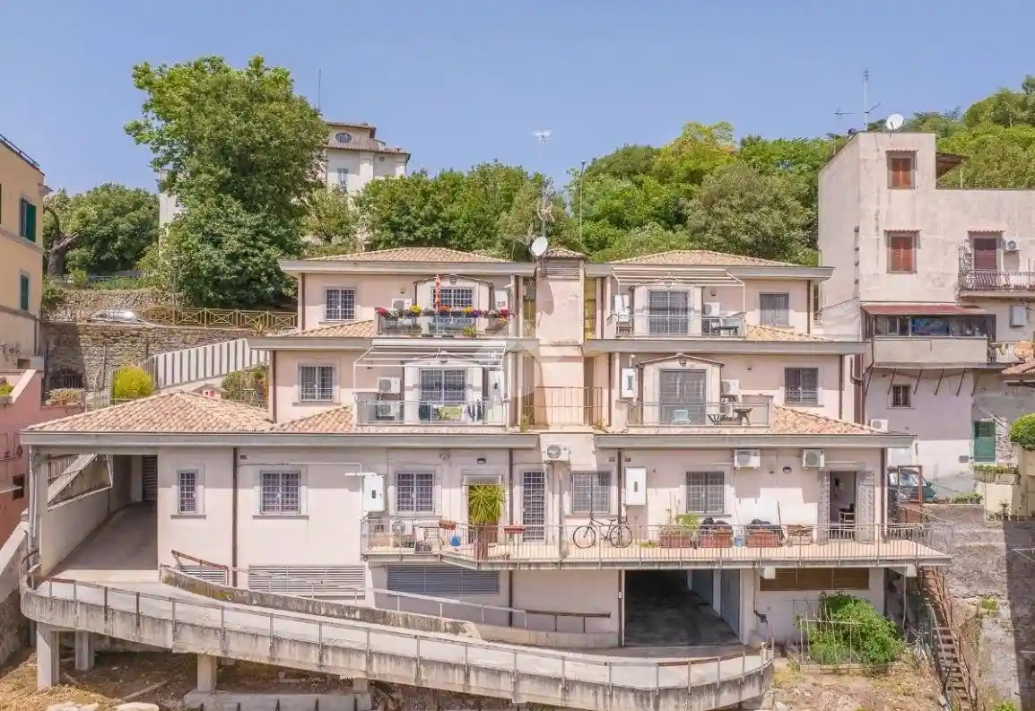 Appartamento in vendita a Ariccia